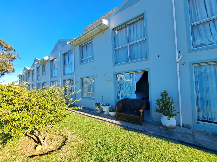 1 Bedroom Property for Sale in Strand North Western Cape